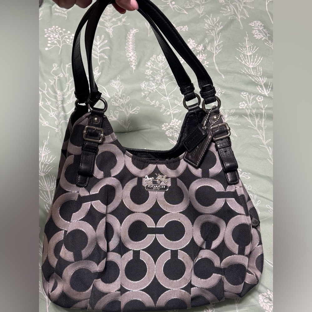 Coach Black and Gray Patterned Shoulder Bag - Picture 2 of 7